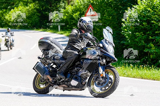 20250731 Kalte Kuchl Gutensteiner Str. 93-91 GPS 47.879632, 15.605313